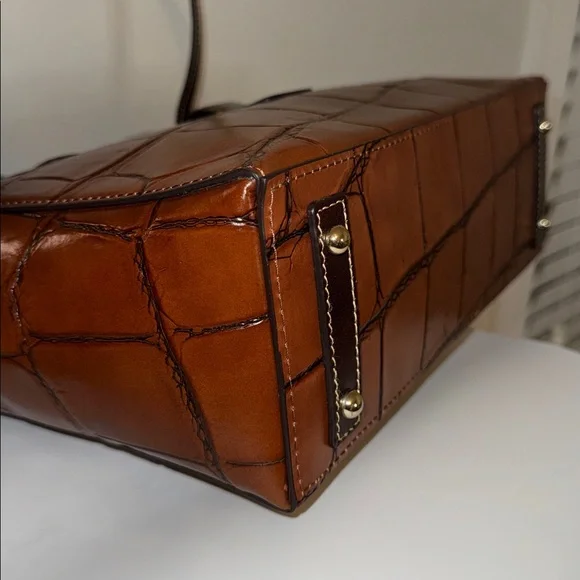 Dooney & Bourke Croco Small Shannon Tote Embossed Leather Top Handle Hook & Loop - Picture 4 of 9